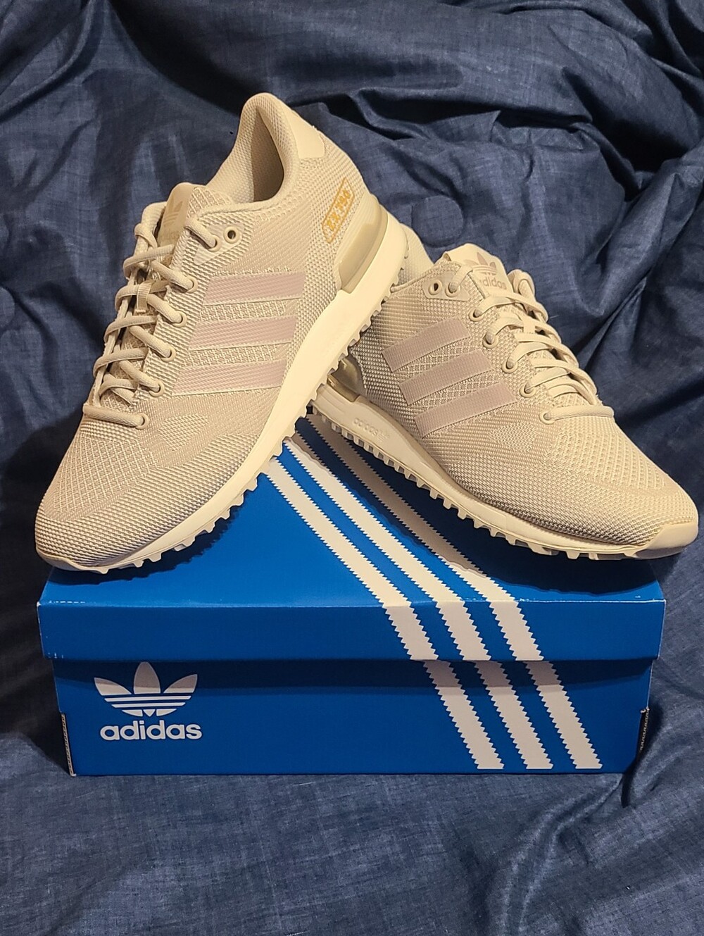 Adidas ZX 750 Running, New In Original Box! Mens 10/Womens 11.5